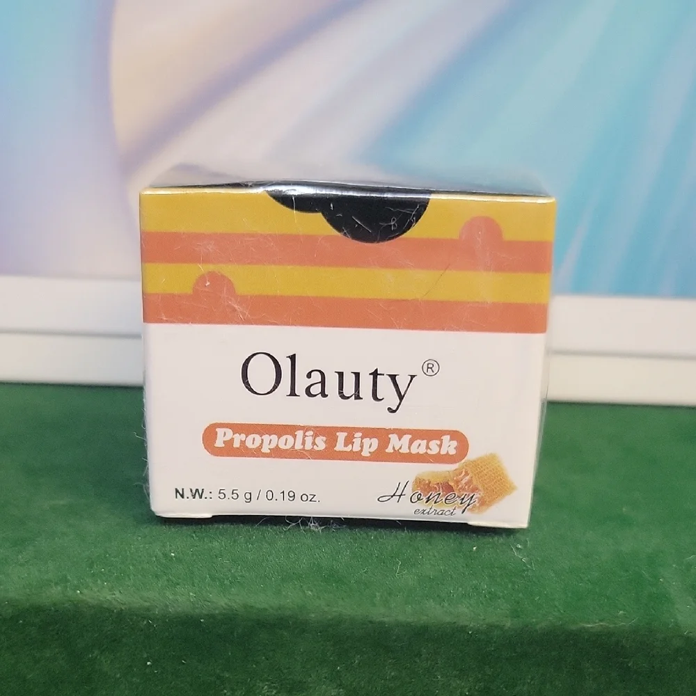 Olauty Honey Propolis Lip Mask - Nourishing Lip Care 5.5g New Sealed Box